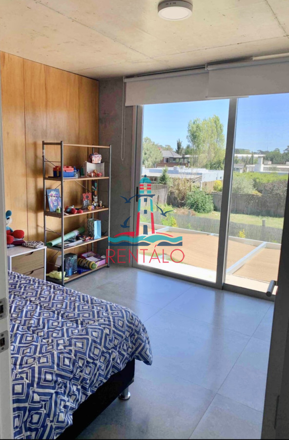 Casa ID.472 - Moderna Casa de 4 Dormitorios y Piscina Climatizada en Barrio Privado, Punta del Este