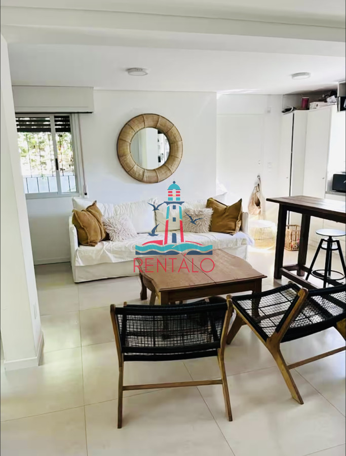 Casa ID.470 - Muy Buena Casa de 3 Dormitorios, Piscina y Parrillero en Playa Mansa, Alquiler de Temporada