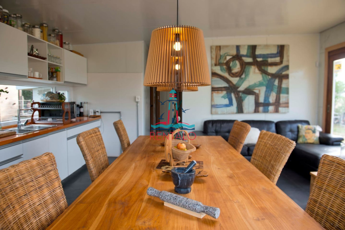 Casa ID.109 - En venta Casa de 2 Dormitorios, Piscina Climatizada y Parrillero en La Barra, Alquiler Anual e Invernal