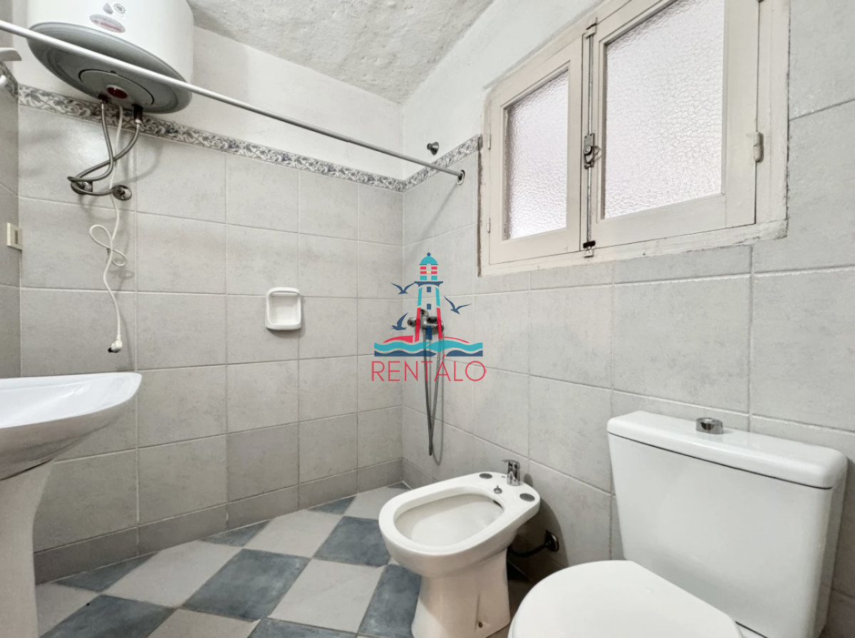 Casa ID.423 - Moderna Casa de 4 Dormitorios en Playa Mansa a 150 metros del Mar
