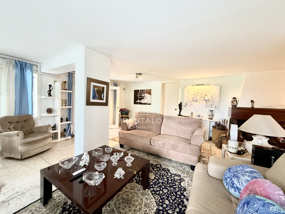 Casa ID.722 - Alquiler de casa temporal en Punta del este de 3 dormitorios en playa mansa, Punta del Este