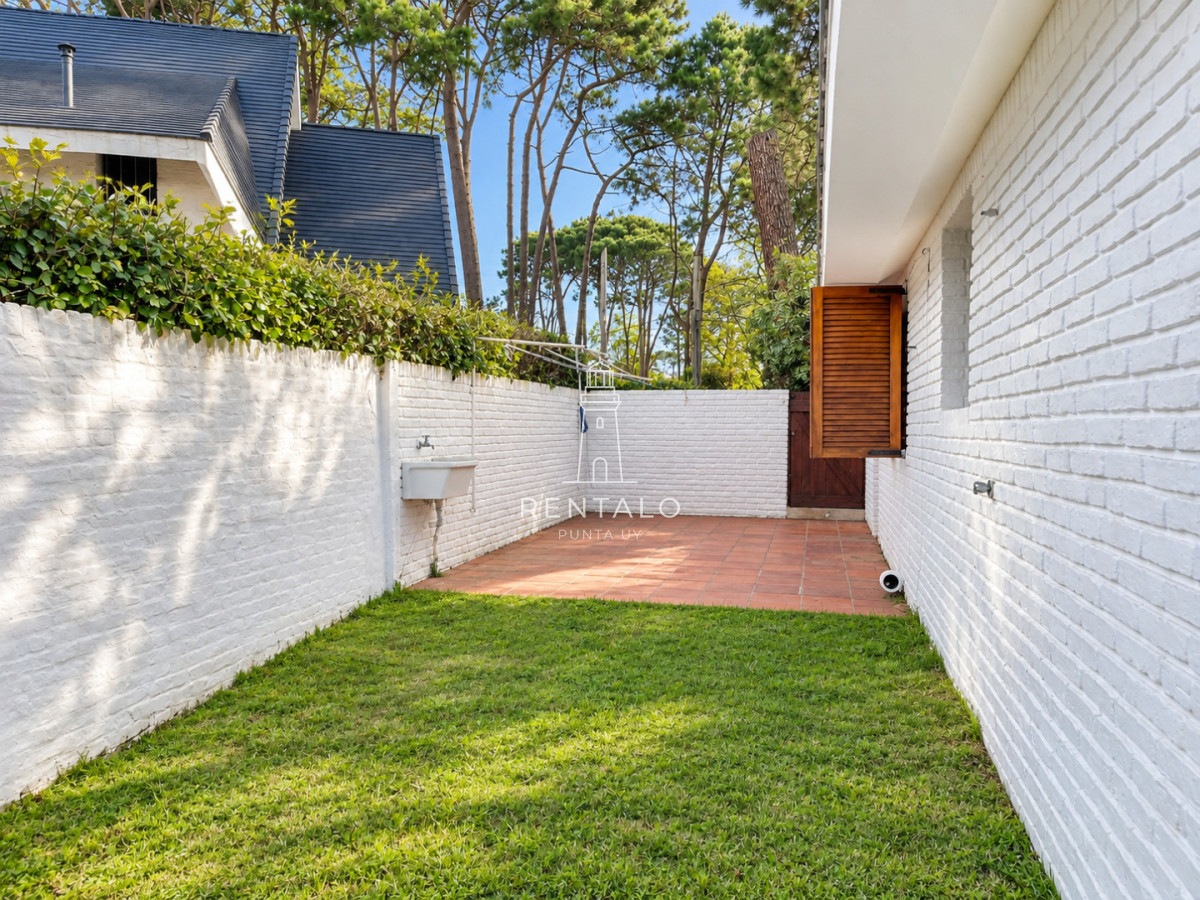 Casa ID.618 - Alquiler de casa en Punta del este 3 dormitorios 