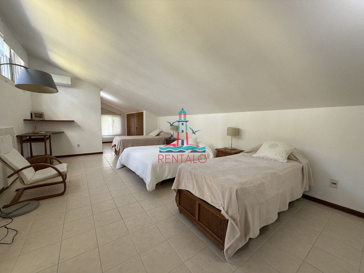 Casa ID.606 - Casa en alquiler de temporada con 4 suites más dependencia en 4500 m2 piscina y parrillero 