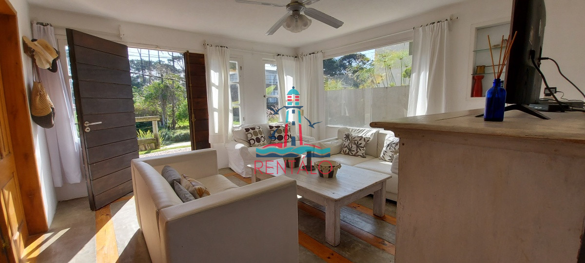 Casa ID.248 - Casa de 4 Dormitorios en Montoya, La Barra Punta del Este