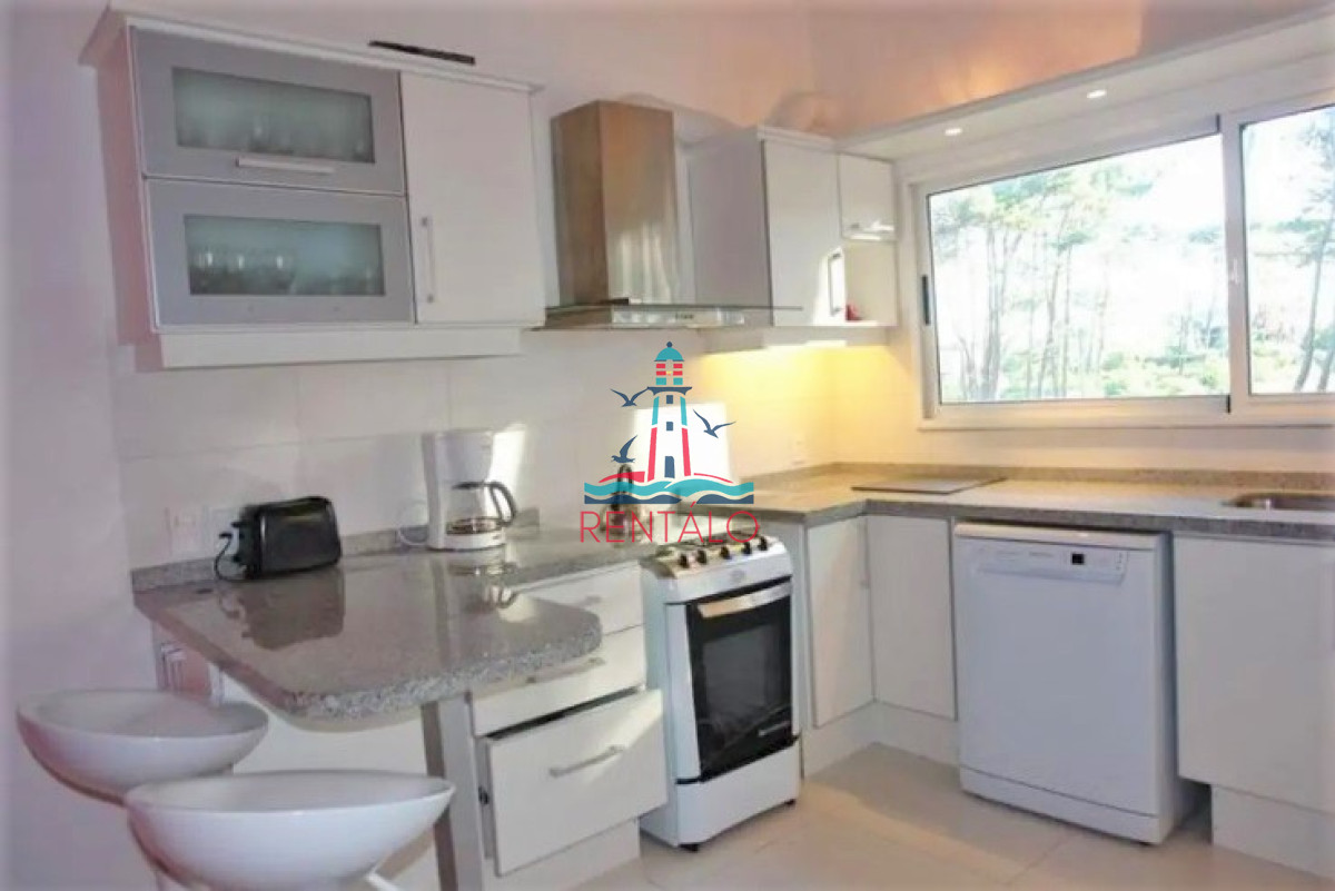 Casa ID.246 - Casa en venta de 6 Dormitorios y Piscina en Punta del Este Montoya, La Barra