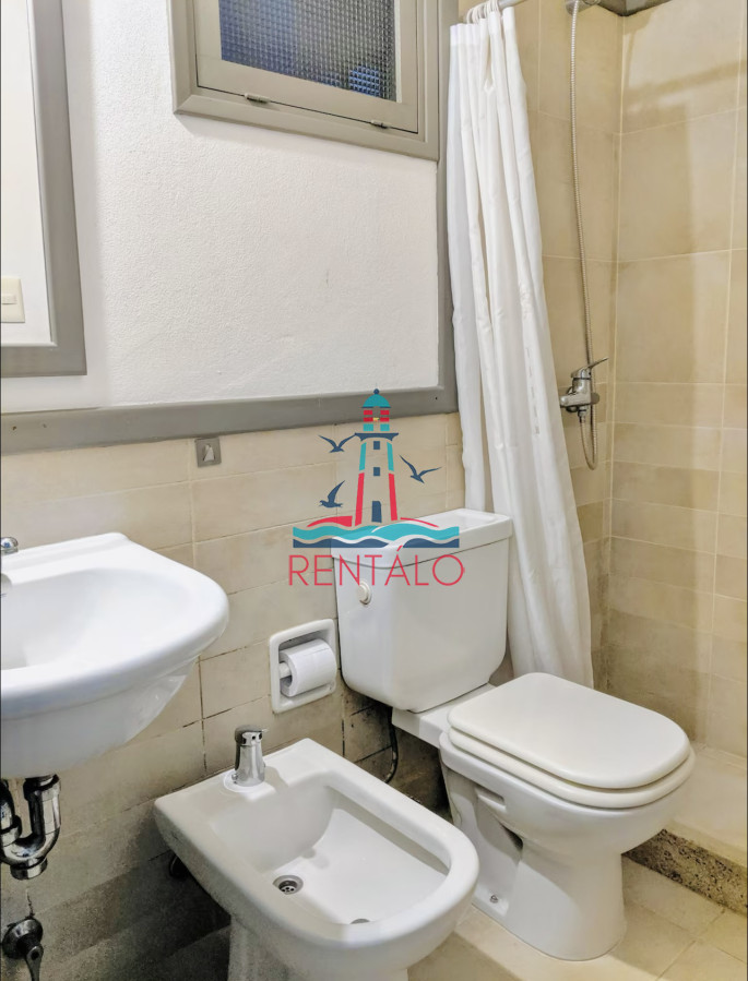 Casa ID.470 - Muy Buena Casa de 3 Dormitorios, Piscina y Parrillero en Playa Mansa, Alquiler de Temporada