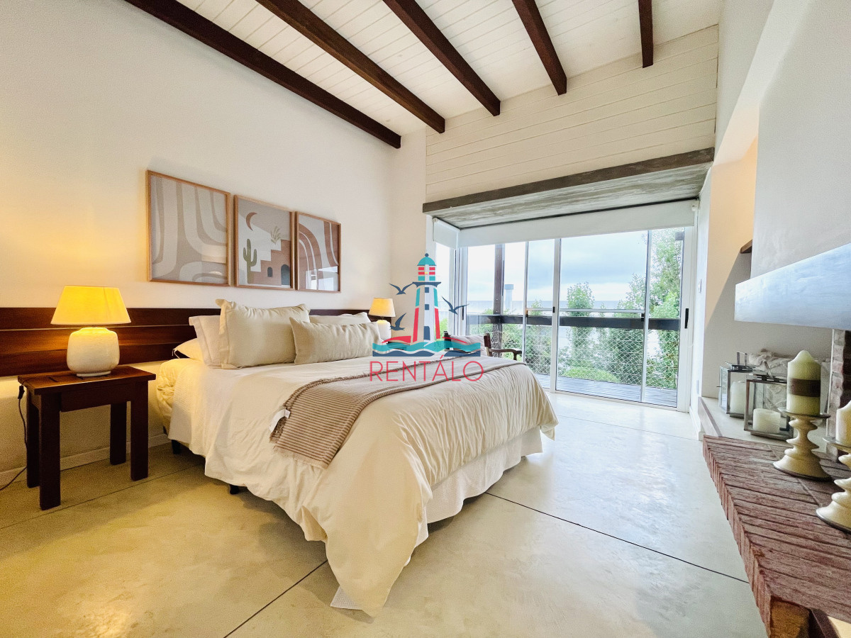 Casa ID.237 - Casa en venta de 5 Dormitorios en Manantiales, Punta del Este