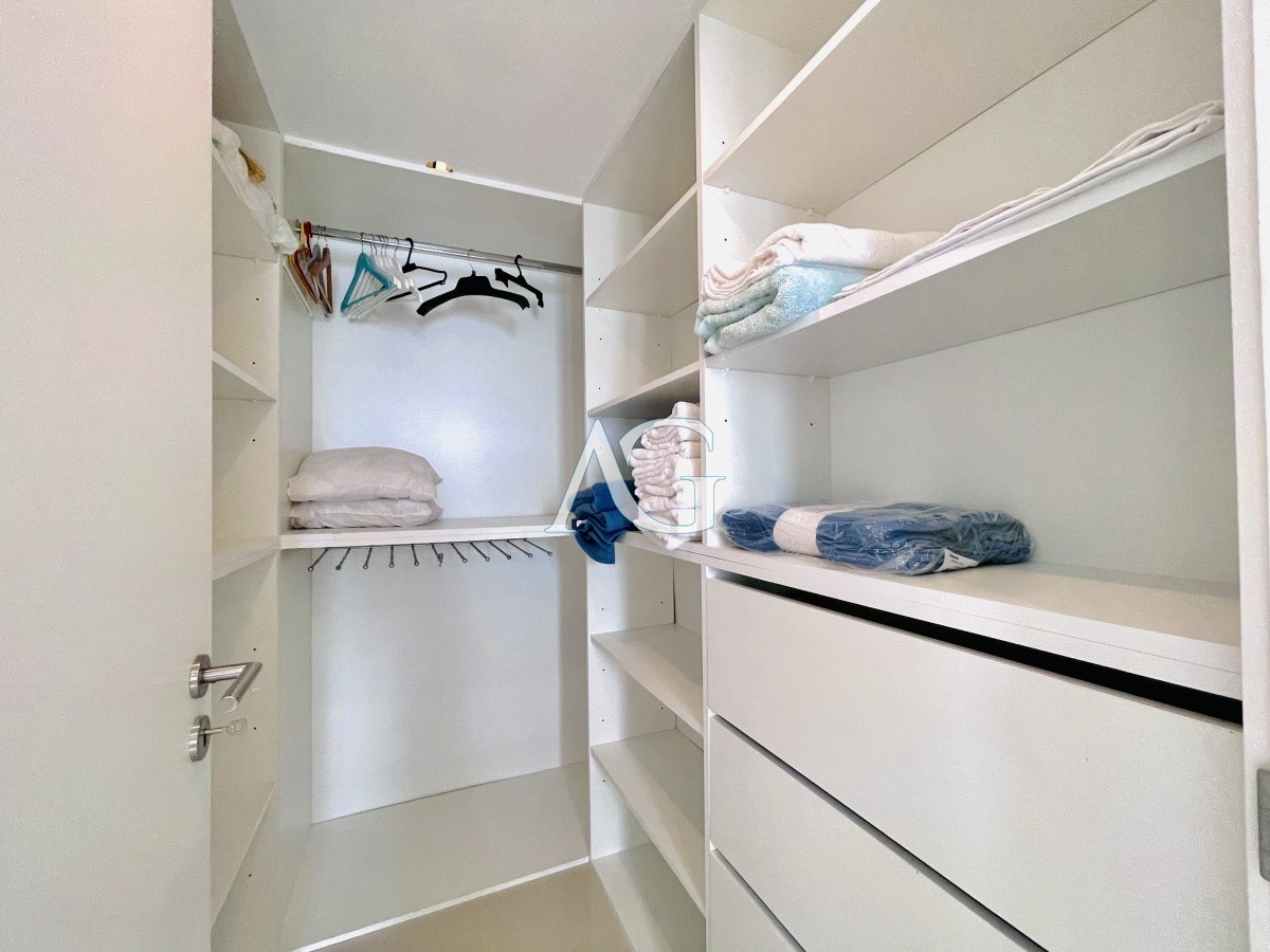 Apartamento ID.190 - Apartamento de 3 Dormitorios y Parrillero Frente al Mar, Playa Mansa