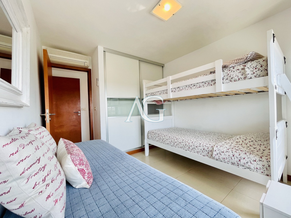 Apartamento ID.221 - Excelente Apartamento de 2 Dormitorios en Alquiler - Punta del Este