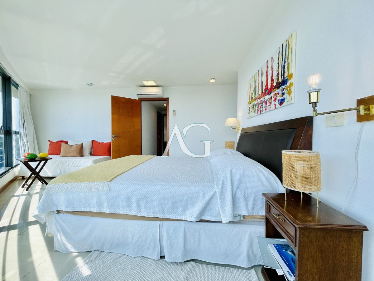 Apartamento ID.221 - Excelente Apartamento de 2 Dormitorios en Alquiler - Punta del Este