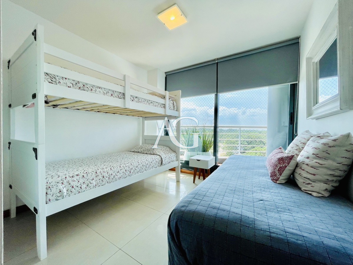 Apartamento ID.221 - Excelente Apartamento de 2 Dormitorios en Alquiler - Punta del Este