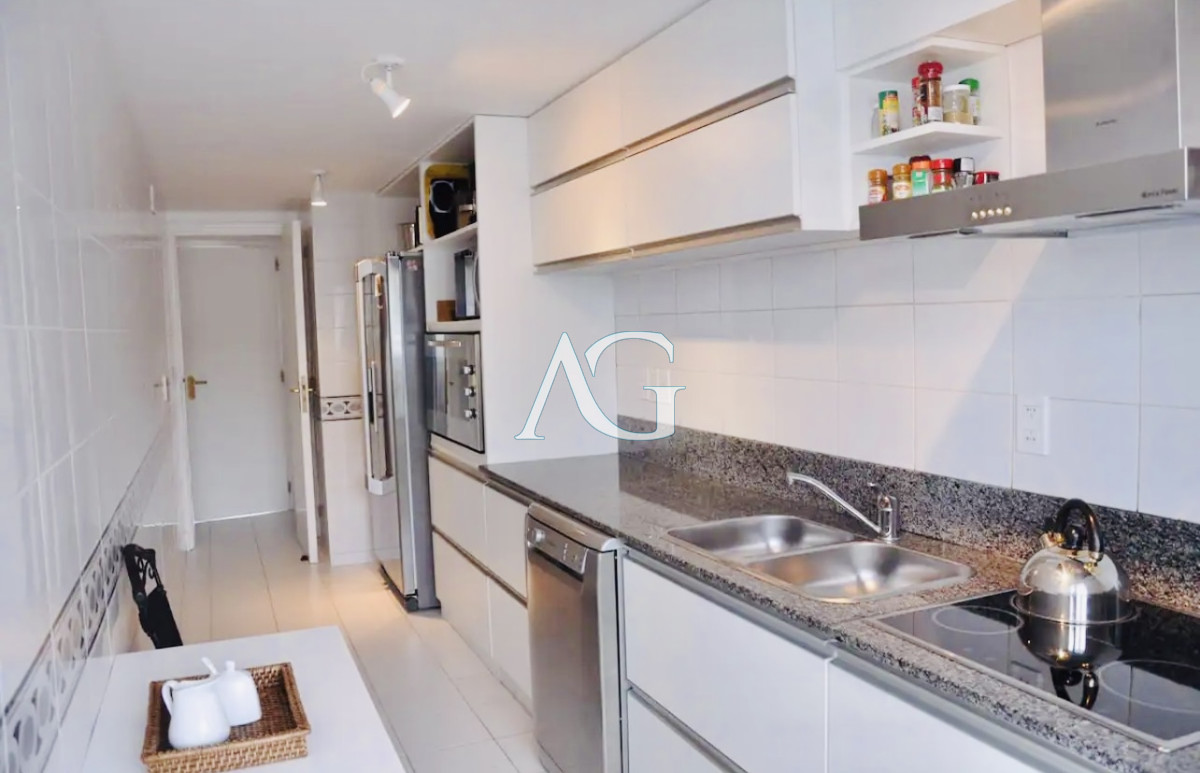 Apartamento ID.193 - Venta Apartamento 3 Dormitorios en playa Montoya, La Barra