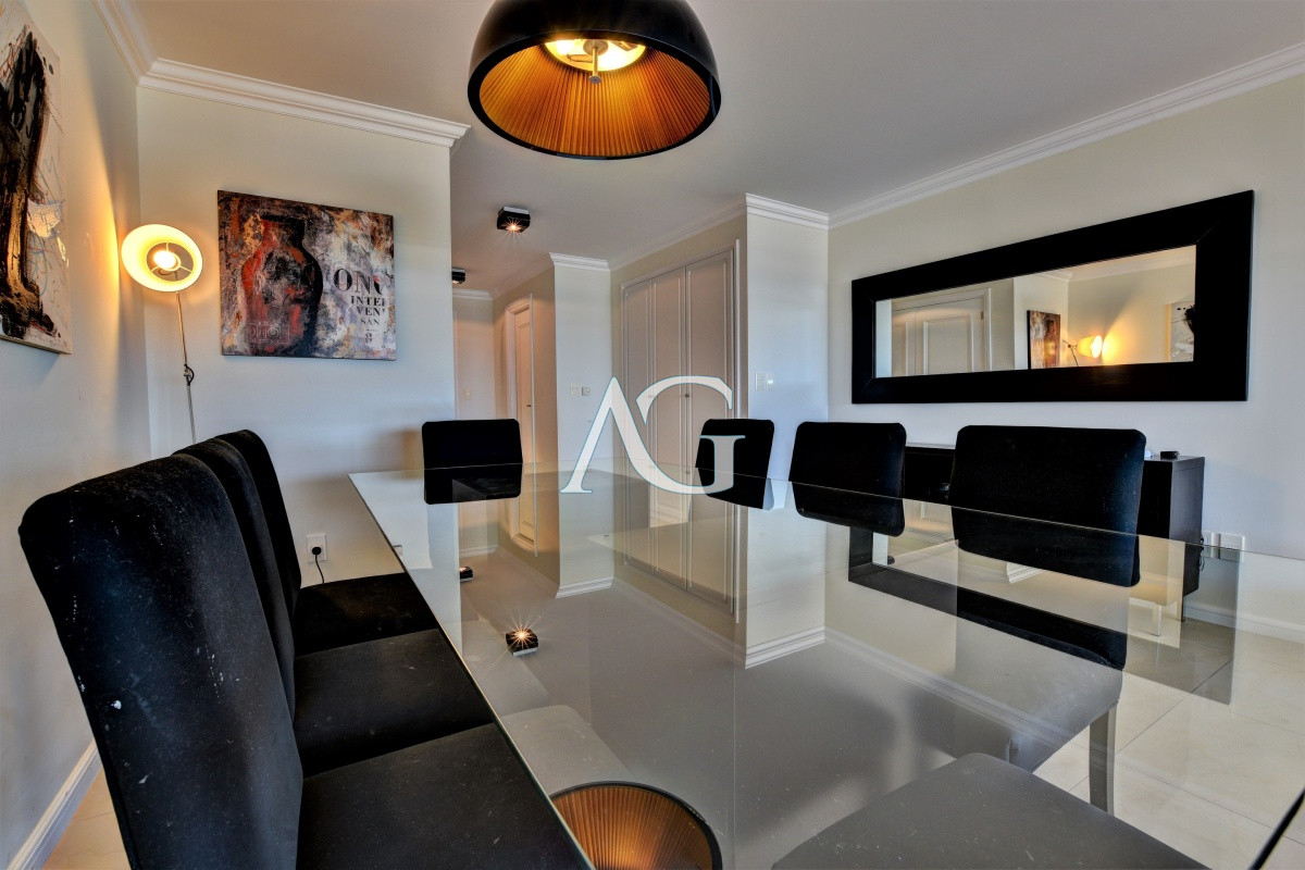 Apartamento ID.107 - Apartamento de 3 Dormitorios en Imperiale, Frente al Mar  - Oportunidad en Venta