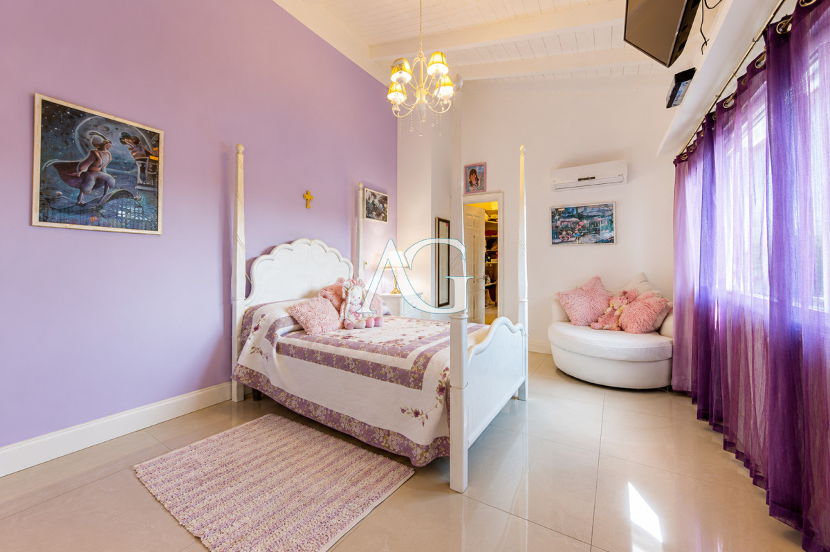 Casa ID.773 - Excelente Casa de 5 Dormitorios en Barrio Privado La Arbolada, Punta del Este