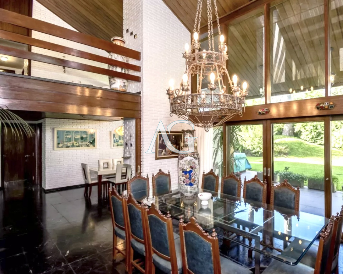Casa ID.307 - Excelente Casa de 4 Dormitorios en Playa Mansa, Ideal para vivir todo el año