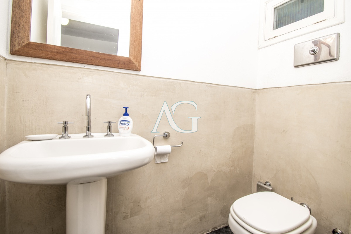 Casa ID.482 - Excelente Casa de 4 Dormitorios con Piscina y Parrillero en Montoya, La Barra