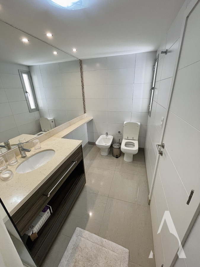 Apartamento ID.54 - Apartamento de 2 Dormitorios a Pocos Metros de Playa Brava, Punta del Este