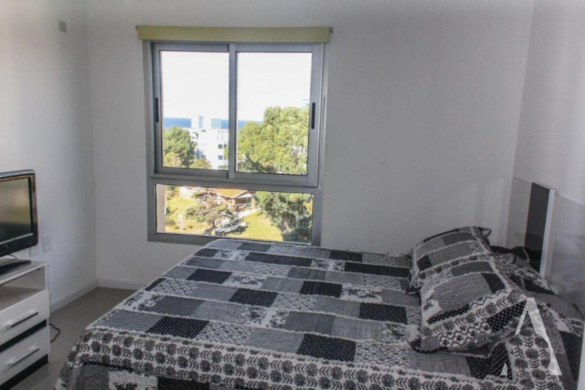Apartamento ID.77 - Apartamento de 2 Dormitorios en Playa Brava - Punta del Este
