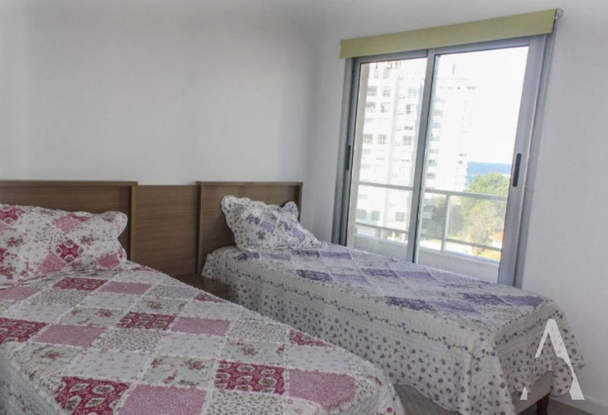 Apartamento ID.77 - Apartamento de 2 Dormitorios en Playa Brava - Punta del Este