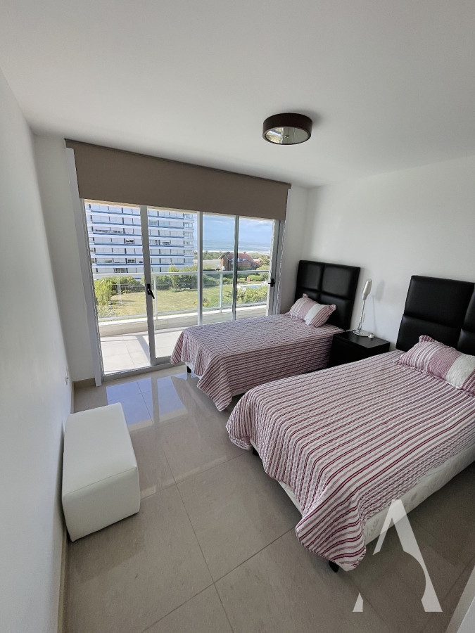 Apartamento ID.54 - Apartamento de 2 Dormitorios a Pocos Metros de Playa Brava, Punta del Este