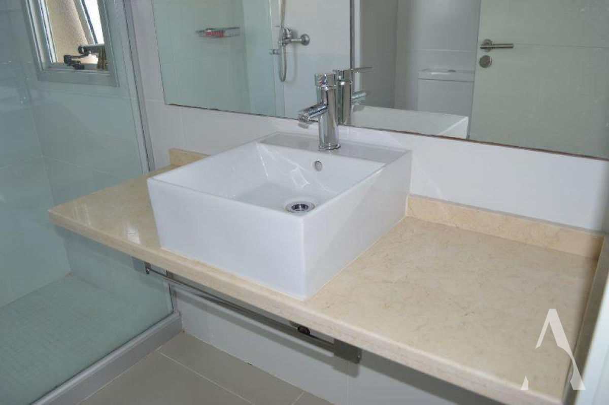 Apartamento ID.82 - Apartamento de 2 Dormitorios en Aidy Grill, Punta del Este