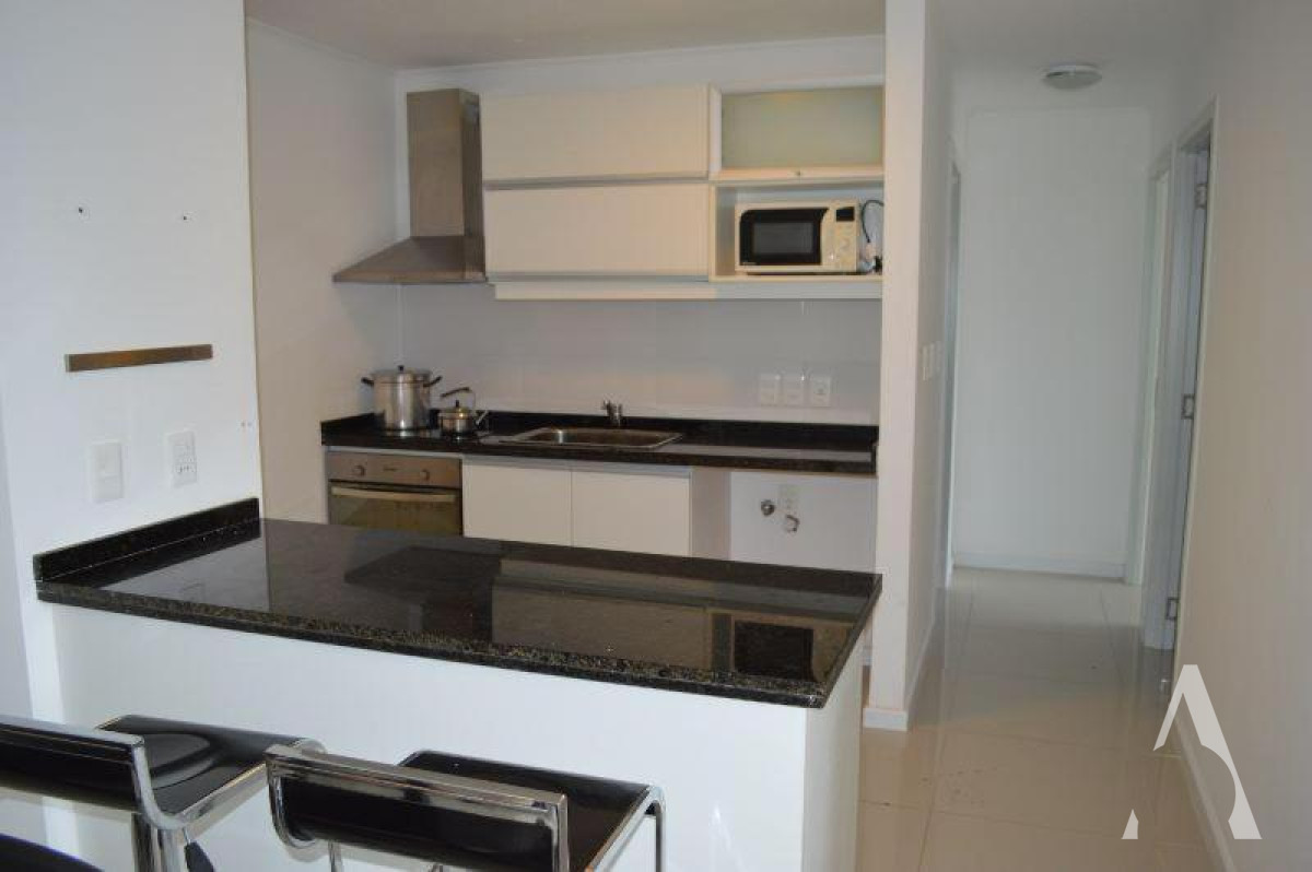 Apartamento ID.82 - Apartamento de 2 Dormitorios en Aidy Grill, Punta del Este