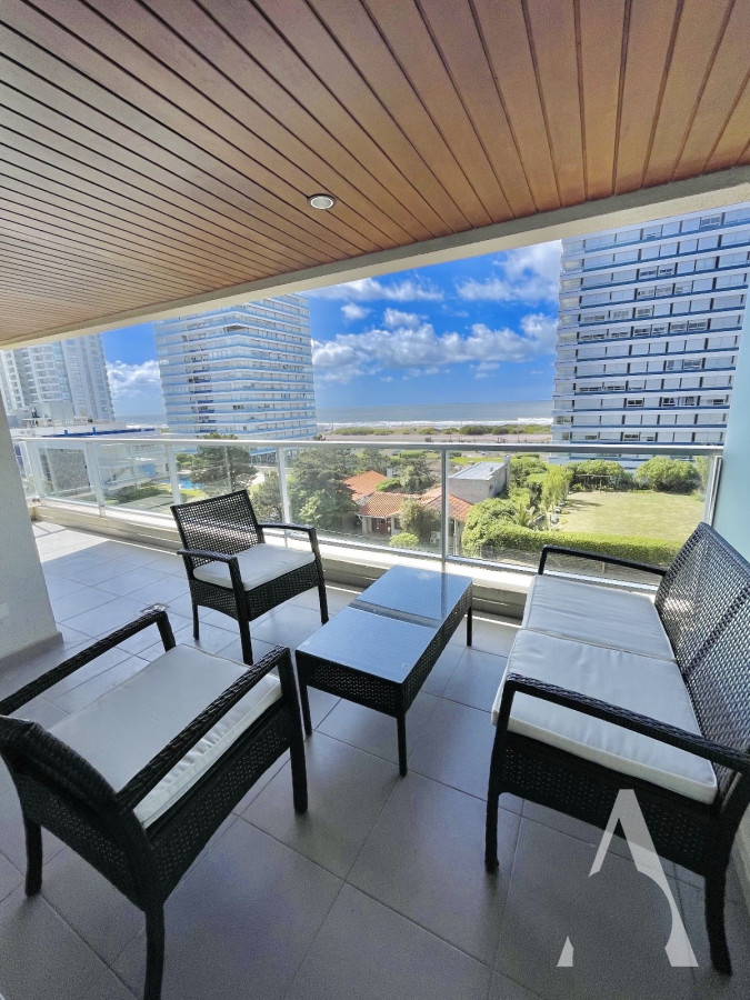 Apartamento ID.54 - Apartamento de 2 Dormitorios a Pocos Metros de Playa Brava, Punta del Este