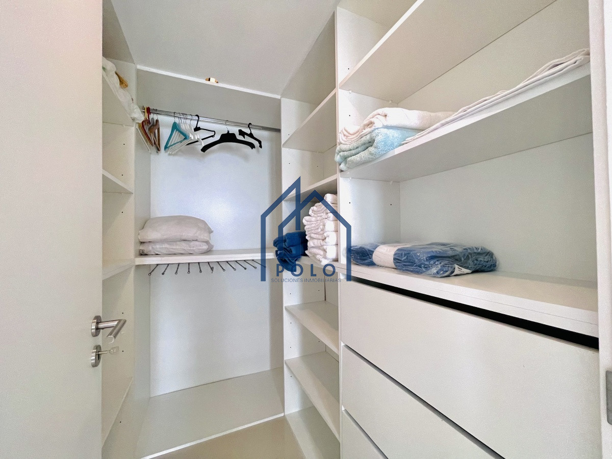 Apartamento ID.111 - Apartamento de 3 Dormitorios y Parrillero Frente al Mar, Playa Mansa