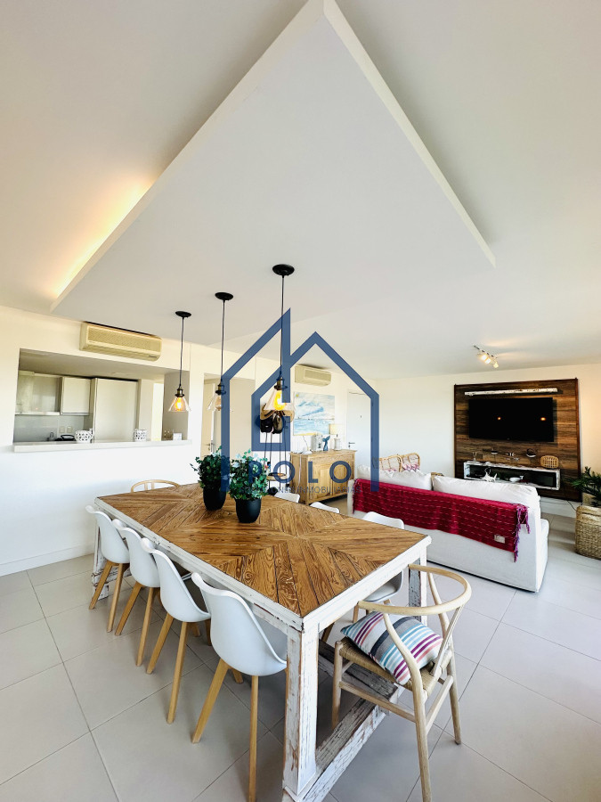 Apartamento ID.97 - Venta de Apartamento de 2 Dormitorios y Parrillero en la Loma de la Ballena en exclusivo complejo