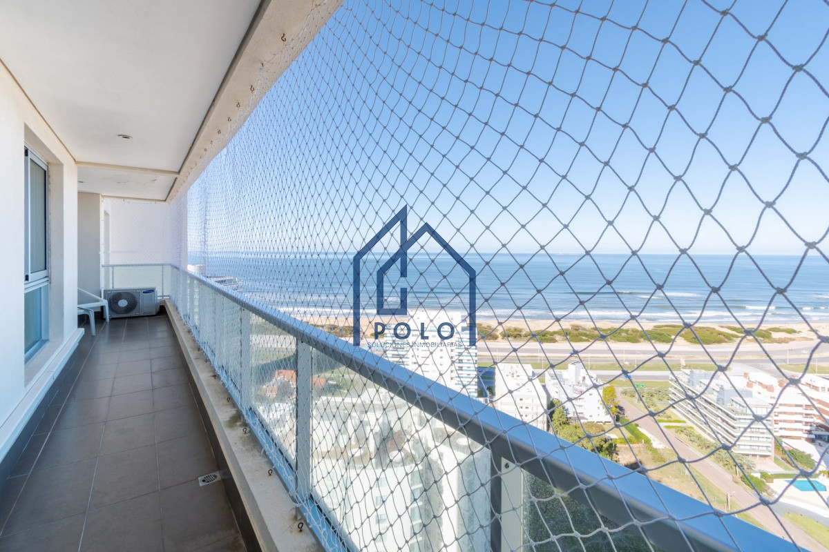Apartamento ID.115 - Apartamento de 2 Dormitorios en Playa Brava con Vista al Mar - Venta