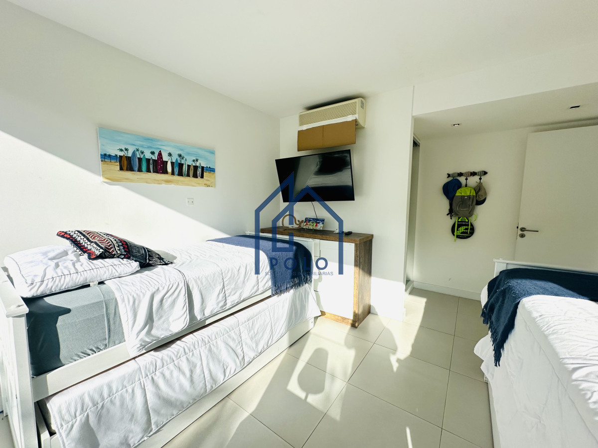 Apartamento ID.97 - Venta de Apartamento de 2 Dormitorios y Parrillero en la Loma de la Ballena en exclusivo complejo