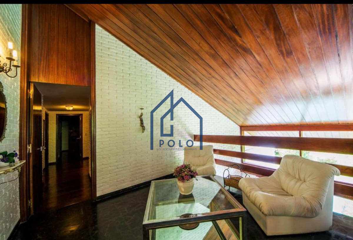 Casa ID.153 - Venta Excelente Casa de 4 Dormitorios en Playa Mansa, Ideal para vivir todo el año