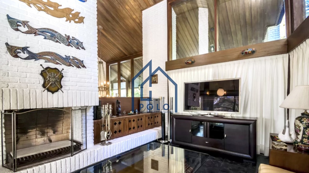 Casa ID.153 - Venta Excelente Casa de 4 Dormitorios en Playa Mansa, Ideal para vivir todo el año