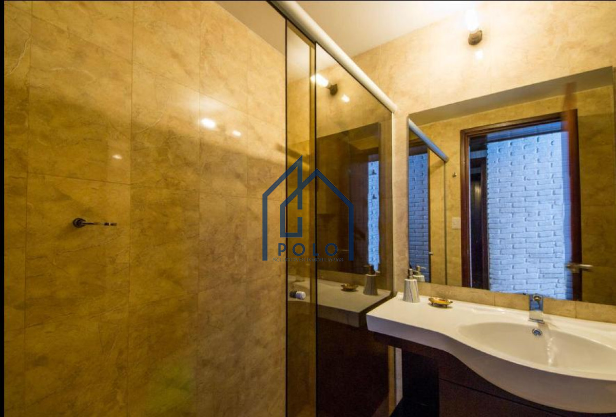 Casa ID.153 - Venta Excelente Casa de 4 Dormitorios en Playa Mansa, Ideal para vivir todo el año