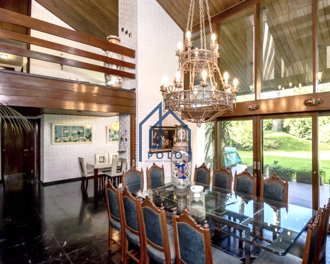 Casa ID.153 - Venta Excelente Casa de 4 Dormitorios en Playa Mansa, Ideal para vivir todo el año