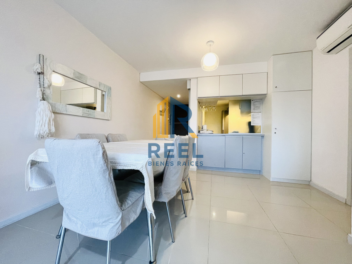 Apartamento ID.24 - Moderno Apartamento de dos Dormitorios sobre Roosevelt en Venta