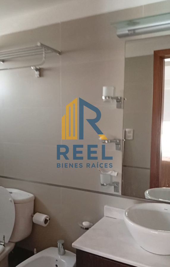 Apartamento ID.10 - Moderno Apartamento en Venta de 1 Dormitorio en playa brava, Punta del este 