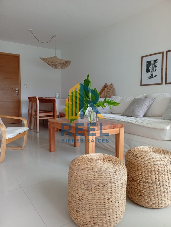Apartamento ID.10 - Moderno Apartamento en Venta de 1 Dormitorio en playa brava, Punta del este 