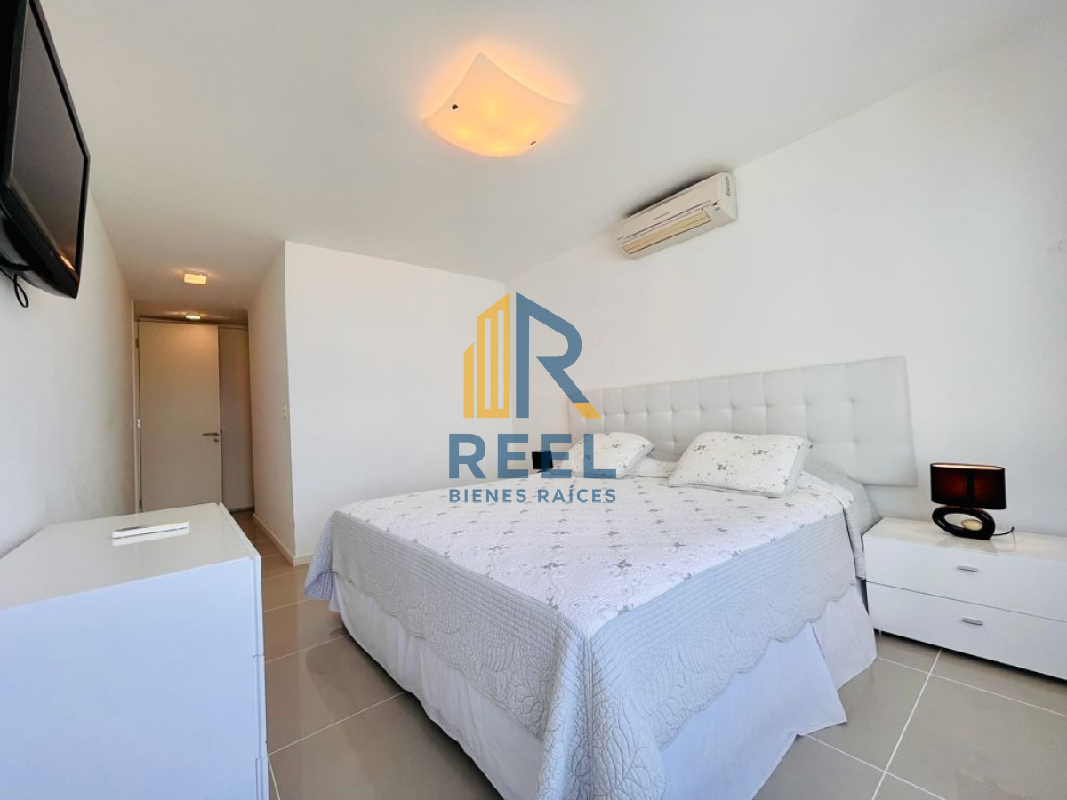 Apartamento ID.28 - Alquiler temporario y venta de apartamento en torre de playa Brava con dos dormitorios 