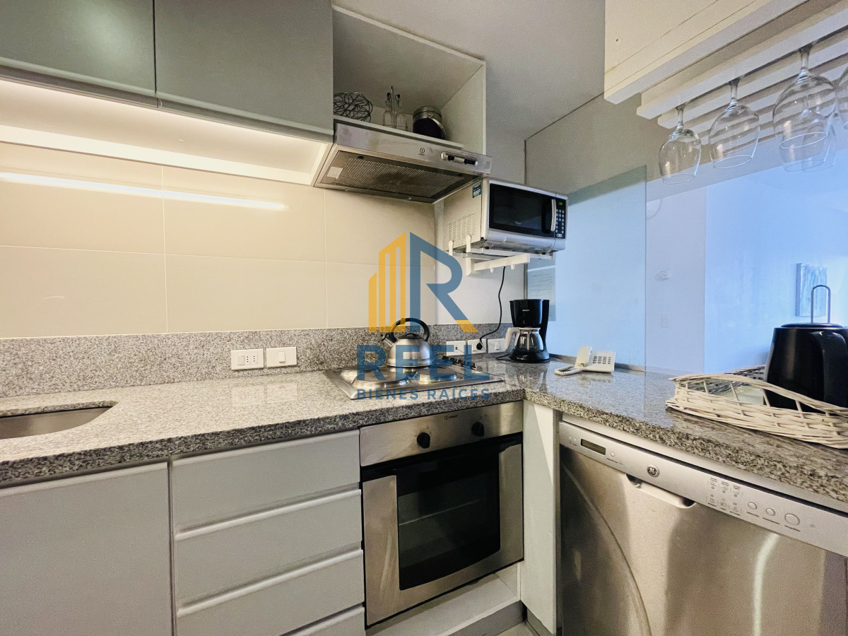 Apartamento ID.24 - Moderno Apartamento de dos Dormitorios sobre Roosevelt en Venta
