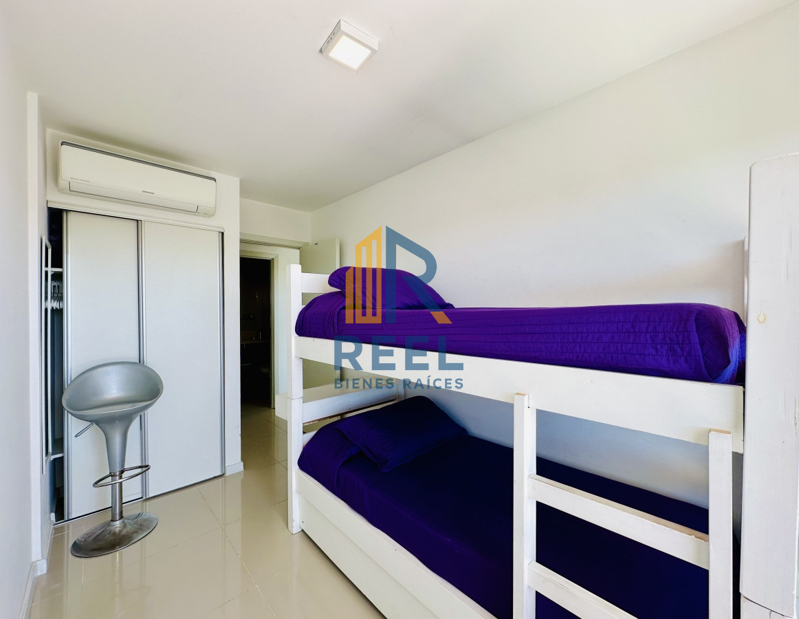 Apartamento ID.24 - Moderno Apartamento de dos Dormitorios sobre Roosevelt en Venta
