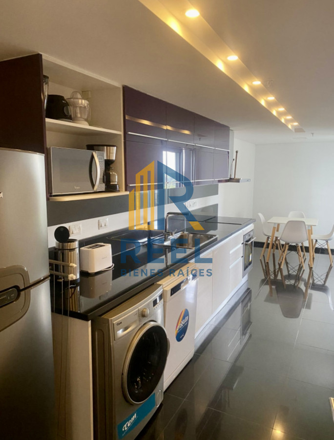 Apartamento ID.196 - Alquiler temporal de apartamento de 2 dormitorios con parrillero en Playa Brava frente al MAR