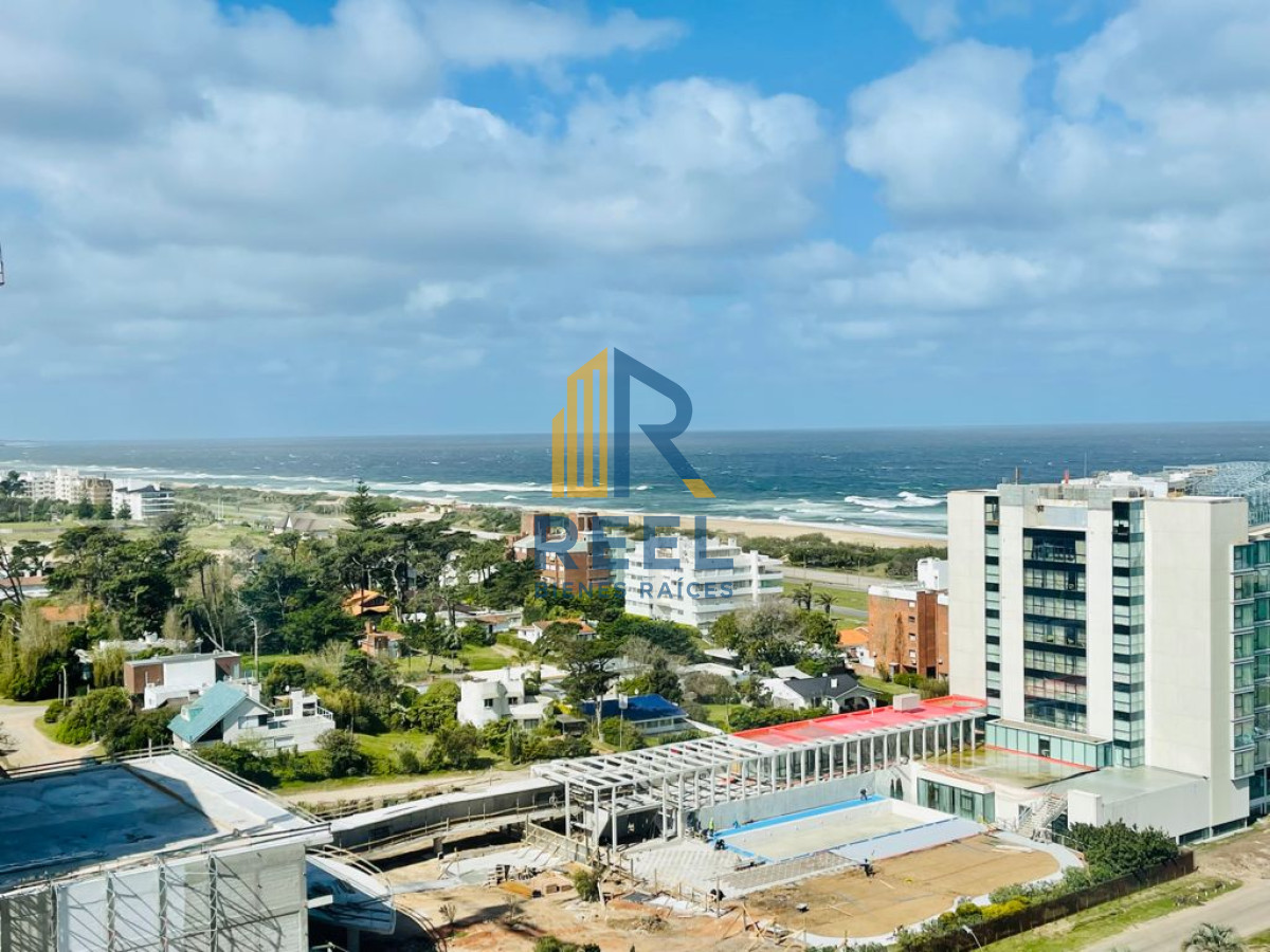 Apartamento ID.28 - Alquiler temporario y venta de apartamento en torre de playa Brava con dos dormitorios 