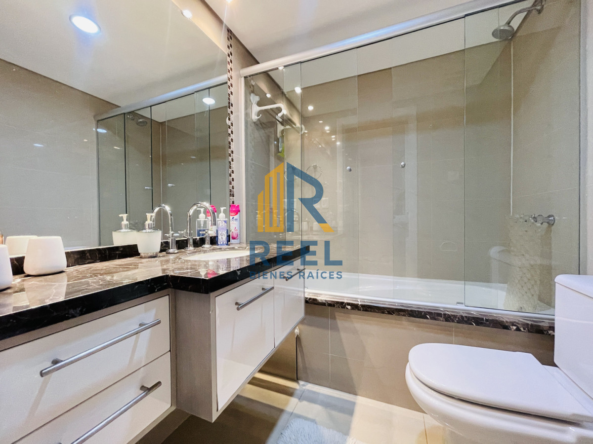 Apartamento ID.291 - Moderno Apartamento de 2 Dormitorios en Venta, Playa Mansa 