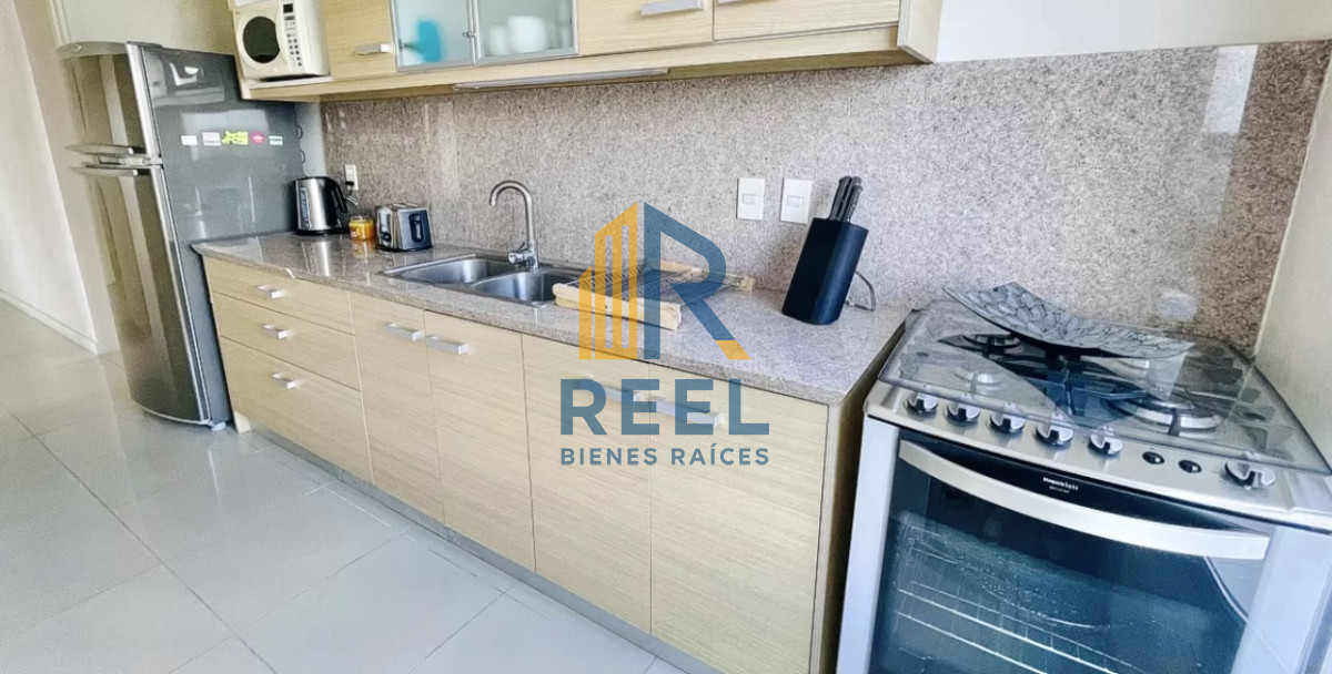 Apartamento ID.195 - Apartamento de 3 Dormitorios en Venta, Ocean Drive Punta del Este Piso 14