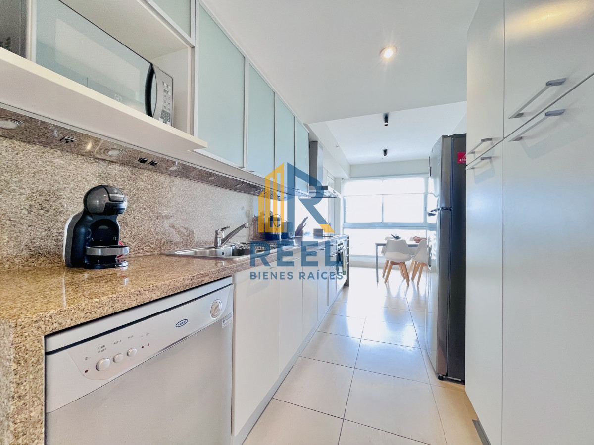 Apartamento ID.59 - Le Parc, Alquiler Temporal 2 dormitorios Primera linea Playa Brava. Punta del Este 