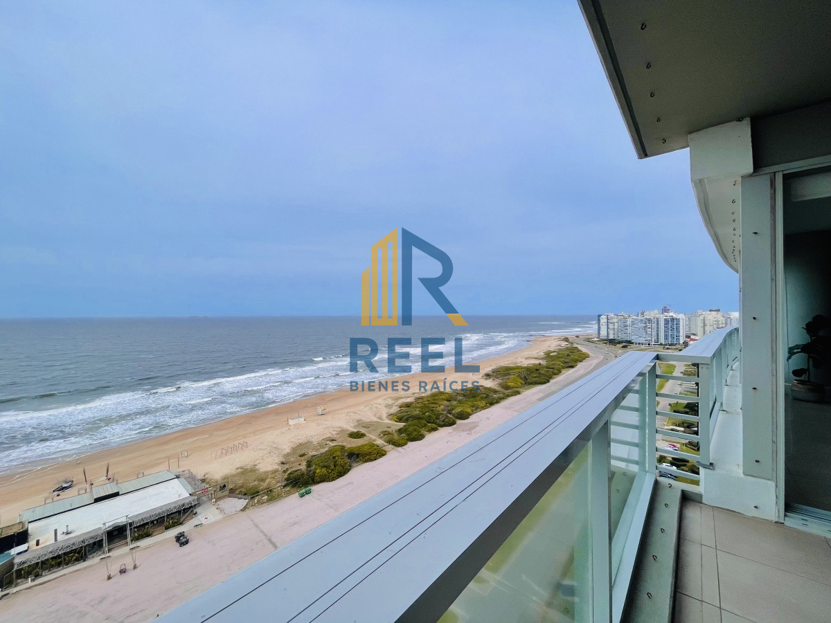 Apartamento ID.59 - Le Parc, Alquiler Temporal 2 dormitorios Primera linea Playa Brava. Punta del Este 