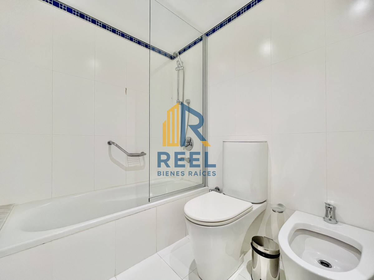 Apartamento ID.59 - Le Parc, Alquiler Temporal 2 dormitorios Primera linea Playa Brava. Punta del Este 