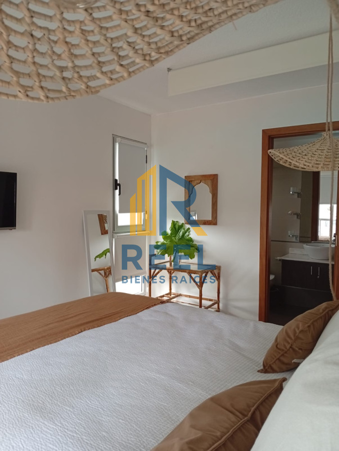 Apartamento ID.10 - Moderno Apartamento en Venta de 1 Dormitorio en playa brava, Punta del este 