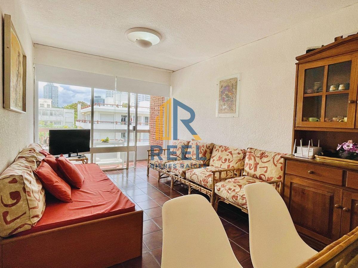 Apartamento ID.13 - Apartamento de 2 Dormitorios en Aidy Grill a Pocos Metros de Playa Brava - Venta